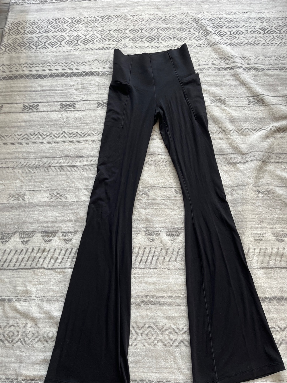 aerie Black Flare Leggings with Side Pockets